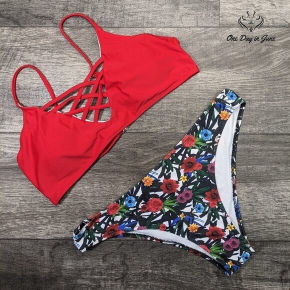 Charmleaks Cage Front Floral Bikini Swimsuit Size XL - Picture 1 of 3